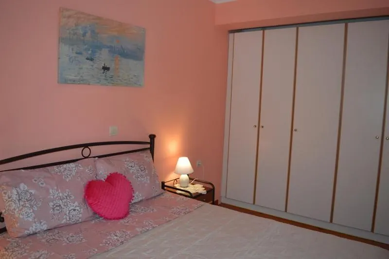 Mauve Apartment Argostoli